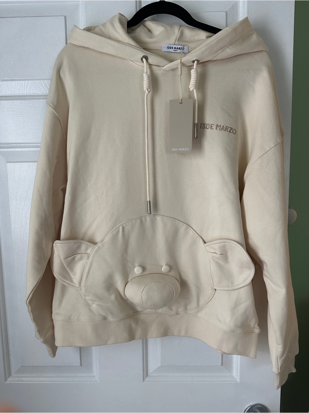 13DE Marzo Bear Embossed Hoodie NWT - Picture 2 of 8